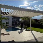 Lamellendach in Weiss